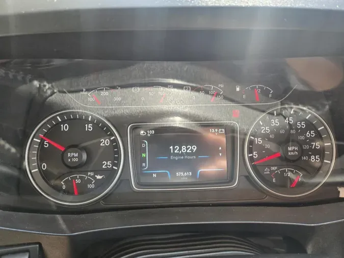 2021 International LT625