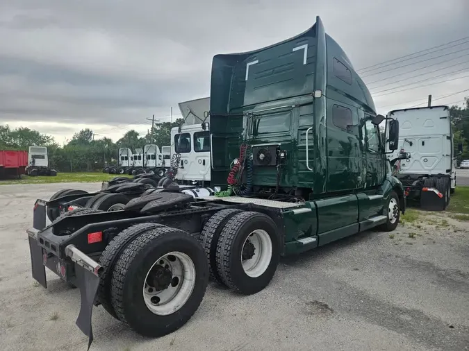 2019 VOLVO VNL64T-760