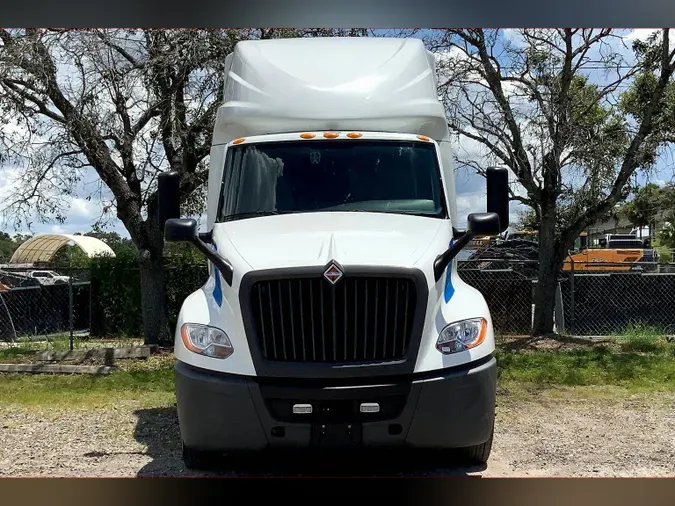 2021 INT LT625 6x4