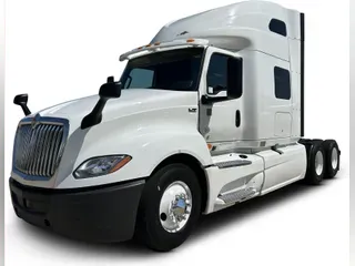 2019 International LT625