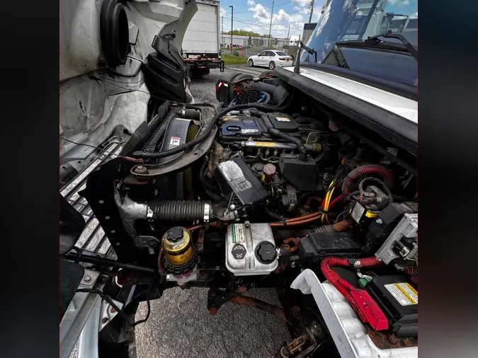 2019 FREIGHTLINER M2 106