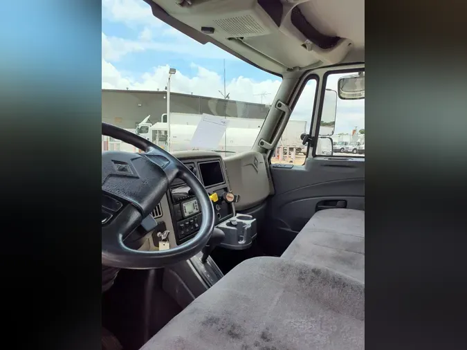 2018 NAVISTAR INTERNATIONAL 4300