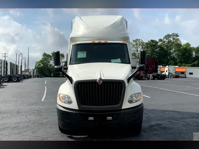 2021 INT LT625 6x4