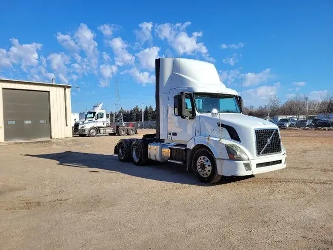 2016 Volvo VNL64300