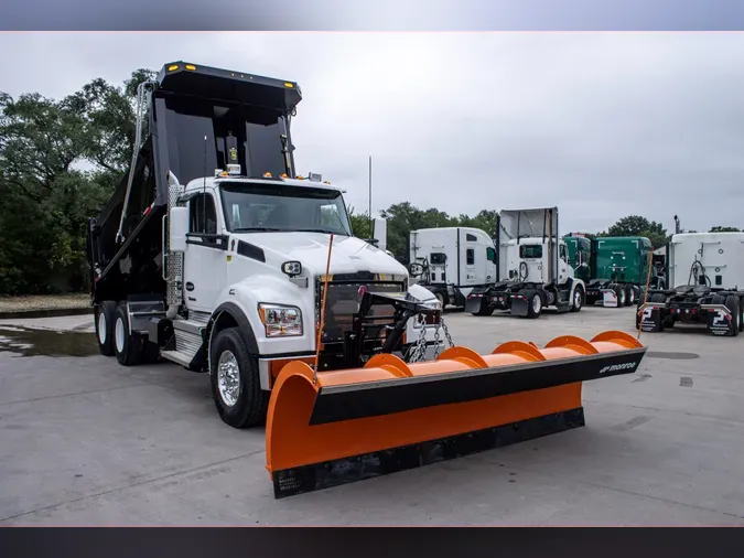2025 KENWORTH T880S