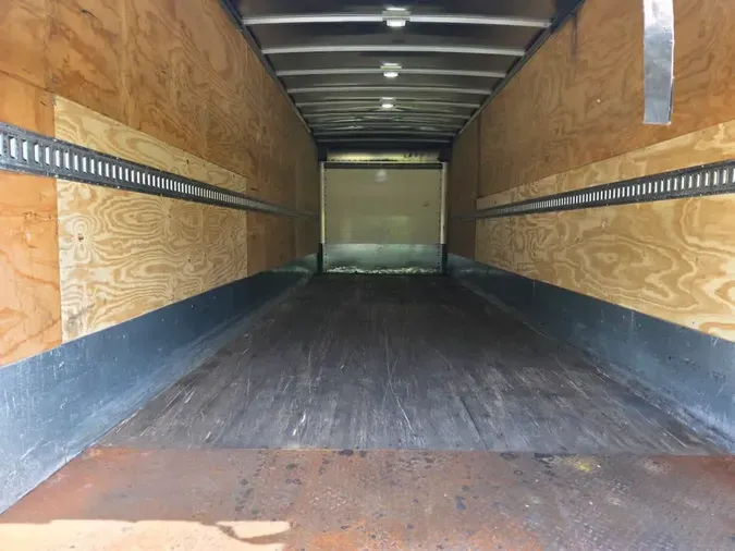 2020 FREIGHTLINER/MERCEDES M2 106