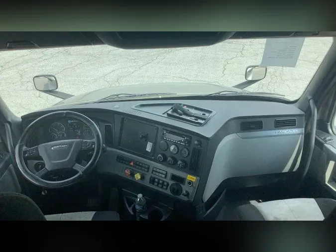 2020 Freightliner Cascadia