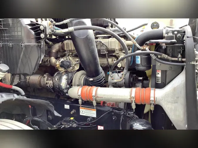 2022 Freightliner Cascadia 1268e8d1adb3af2b8a6c39713fad514363a