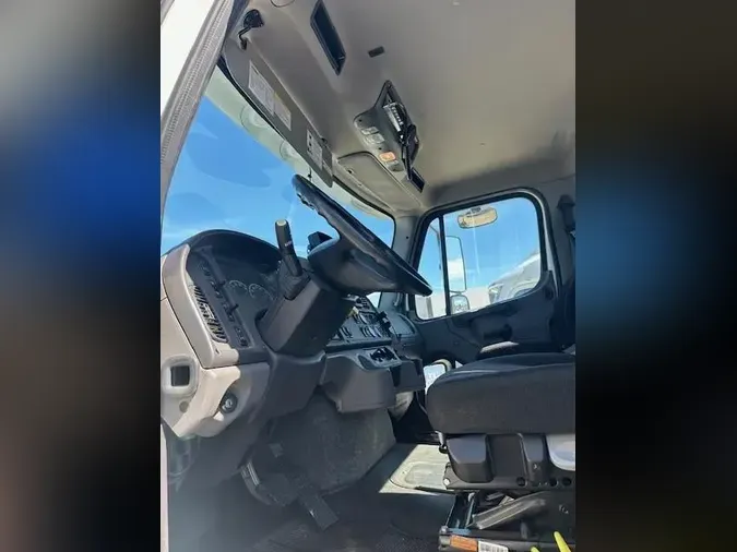 2024 Freightliner FL114SD8e911ec6ac46dd54394d40fbe47c0733