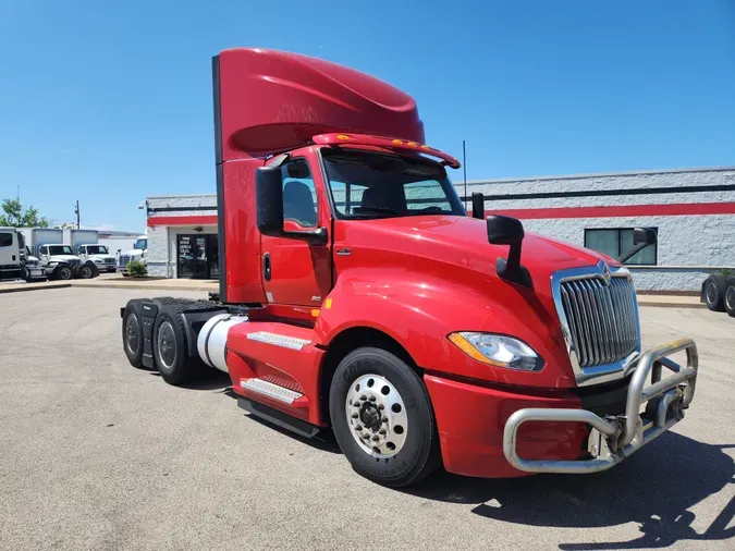 2020 NAVISTAR INTERNATIONAL LT625 DAYCAB T/A