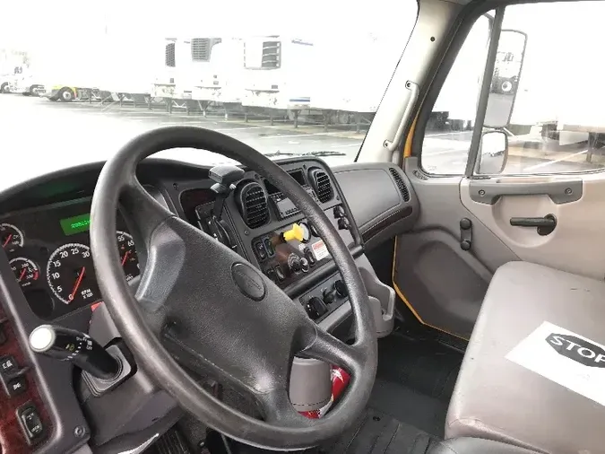 2018 Freightliner M2