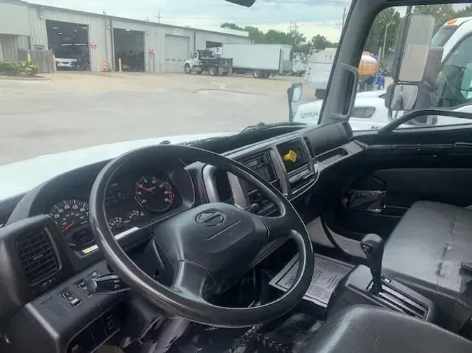 2020 Hino 268A