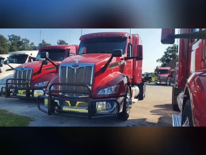 2023 Peterbilt 579