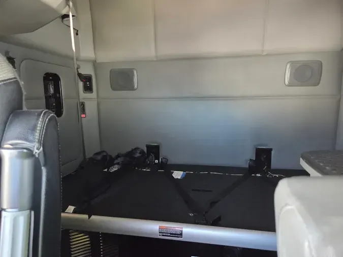 2020 KENWORTH TRUCKS T6808e9e16df66b66cd5e3a4931e4820618a