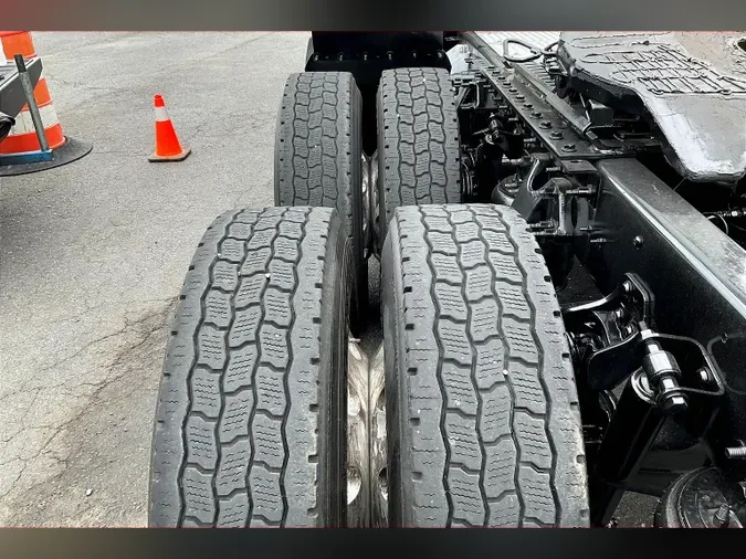 2021 INT LT625 6x4
