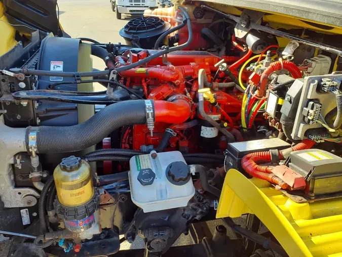 2017 FREIGHTLINER/MERCEDES M2 1068ea0be8533134bc2a8ccd3f1b8f02183