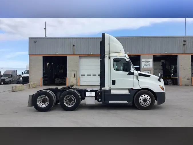 2020 Freightliner Cascadia 1268ea40eaf6f4a256c03c5f569f17b2bcd