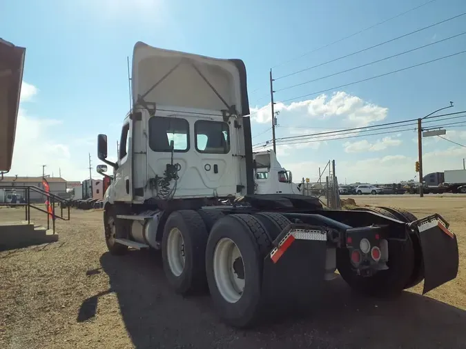 2019 FREIGHTLINER/MERCEDES NEW CASCADIA 116