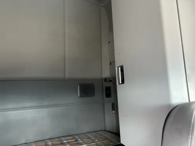 2021 Kenworth T680