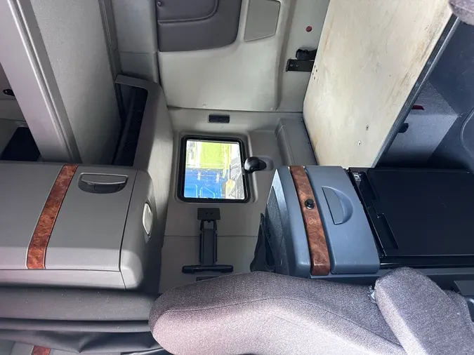 2020 INTERNATIONAL LT625