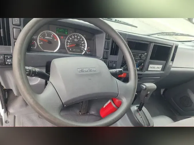 2022 ISUZU NPR-XD