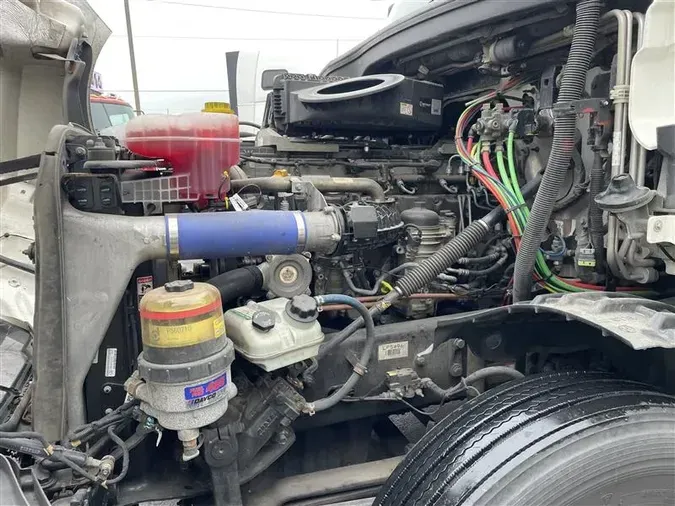 2020 FREIGHTLINER CA126