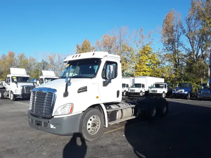 2019 FREIGHTLINER/MERCEDES CASCADIA 1138eaaaf899f20bd809d9995b87aea1ccc