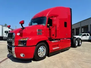 2022 MACK AN64T