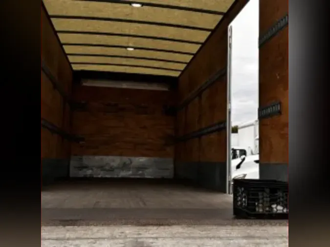 2020 FREIGHTLINER/MERCEDES M2 1068eae9f47811f441217f4c34935b0b0b5