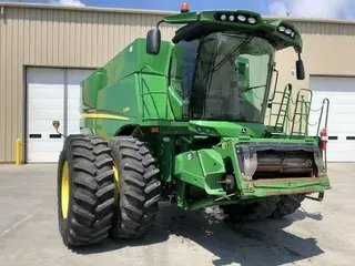 2013 John Deere S680