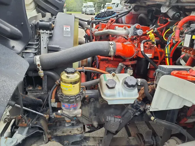 2020 FREIGHTLINER M2 106