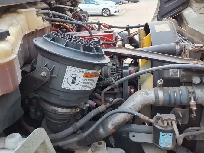 2019 FREIGHTLINER M2 106
