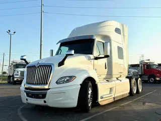 2021 International LT625