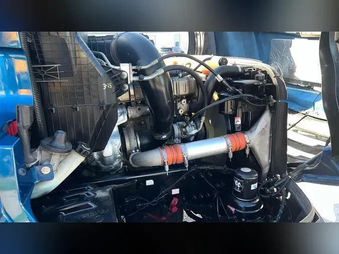 2019 FREIGHTLINER CA126