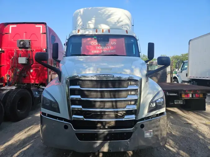 2021 FREIGHTLINER NEW CASCADIA PX12664