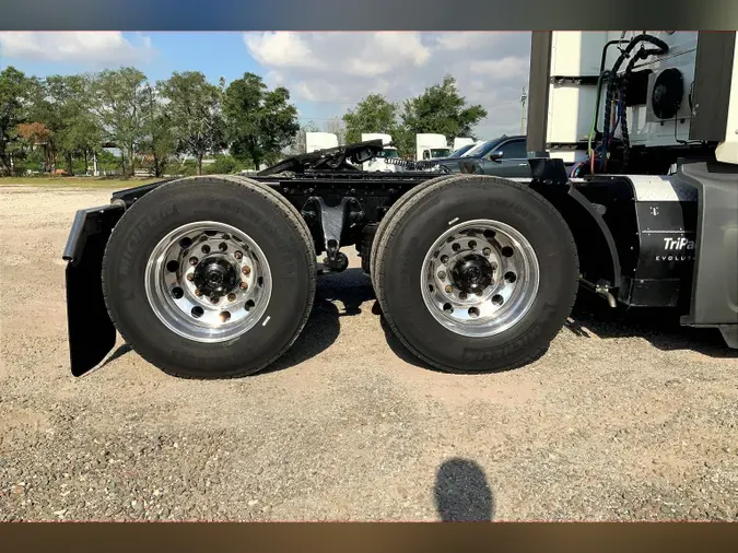 2021 INT LT625 6x4
