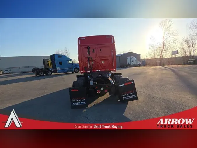 2020 FREIGHTLINER CA116