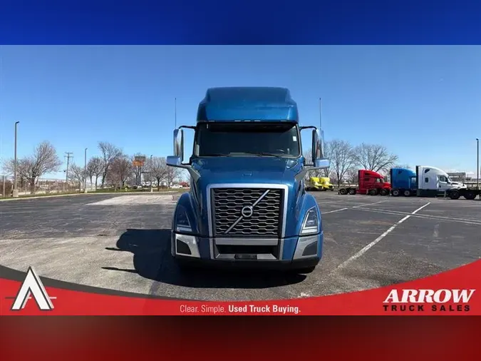 2023 VOLVO VNL760