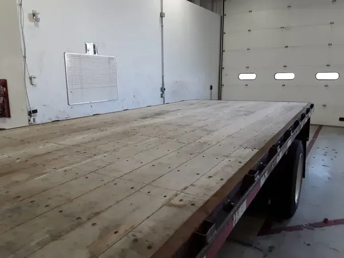 2020 FREIGHTLINER/MERCEDES M2 106