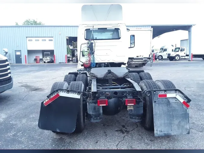 2019 NAVISTAR INTERNATIONAL LT625 DAYCAB T/A