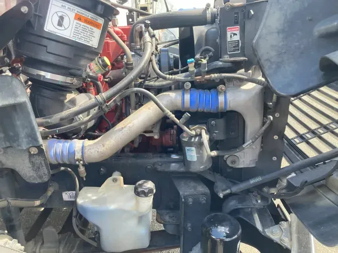 2019 FREIGHTLINER M2 106