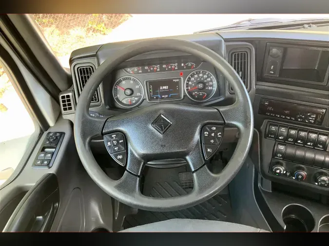 2019 INT LT625 6x4