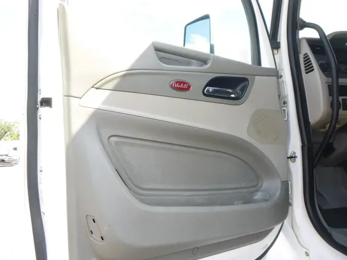 2020 Peterbilt 567