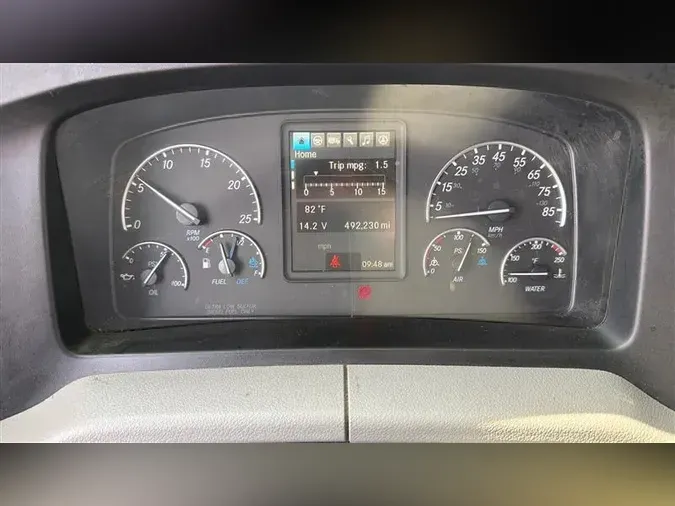 2019 FREIGHTLINER CA126