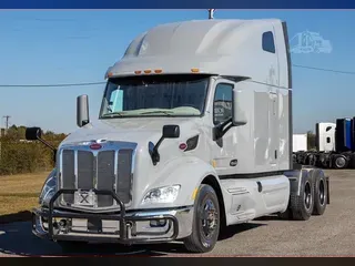 2021 PETERBILT 579