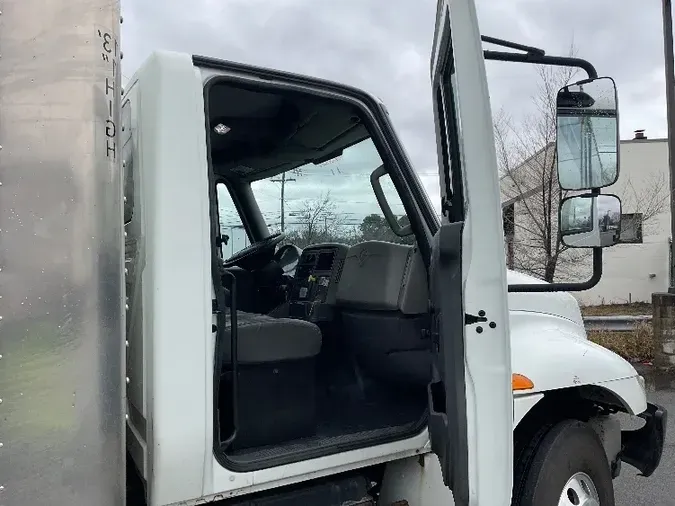 2018 International 4300