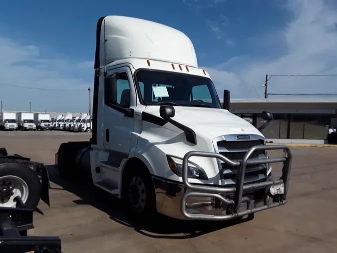 2019 FREIGHTLINER/MERCEDES NEW CASCADIA 116