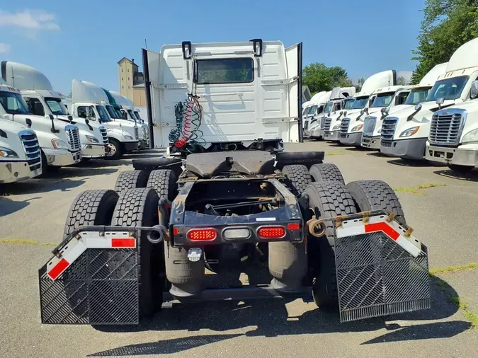 2018 VOLVO VNL64TRACTOR