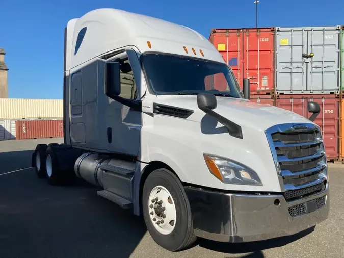 2021 FREIGHTLINER/MERCEDES NEW CASCADIA PX126648ecf2d8d7fa50d760006f6fbcb6916de