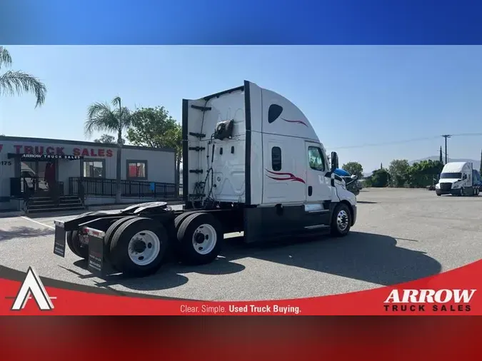 2021 FREIGHTLINER CA126